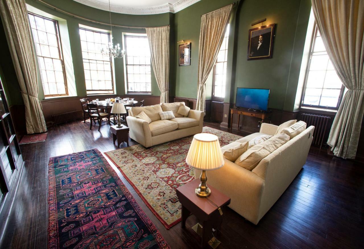 Cupar Burgh Chambers Apartment ภายนอก รูปภาพ